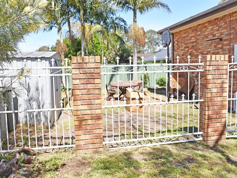 1 Replica Close, Raymond Terrace NSW 2324