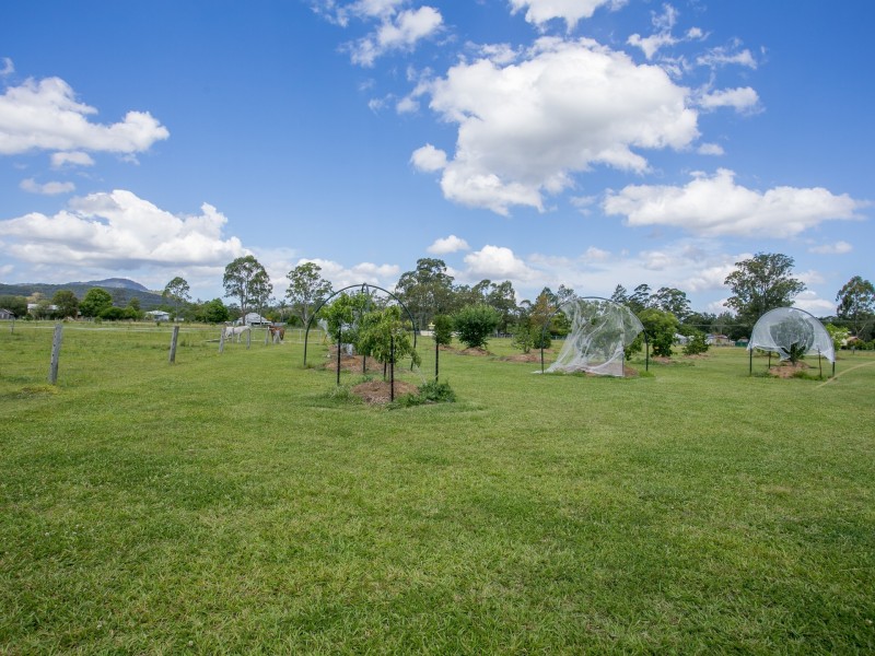 30 Briton Court, Stroud NSW 2425