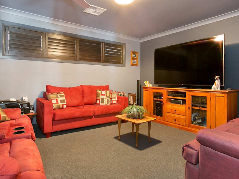 13 Augusta Place, Medowie NSW 2318