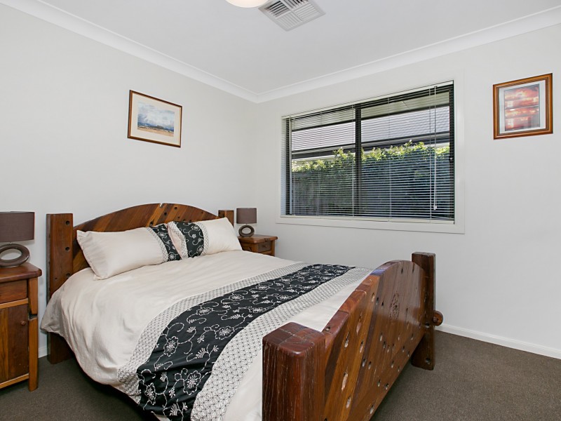13 Augusta Place, Medowie NSW 2318