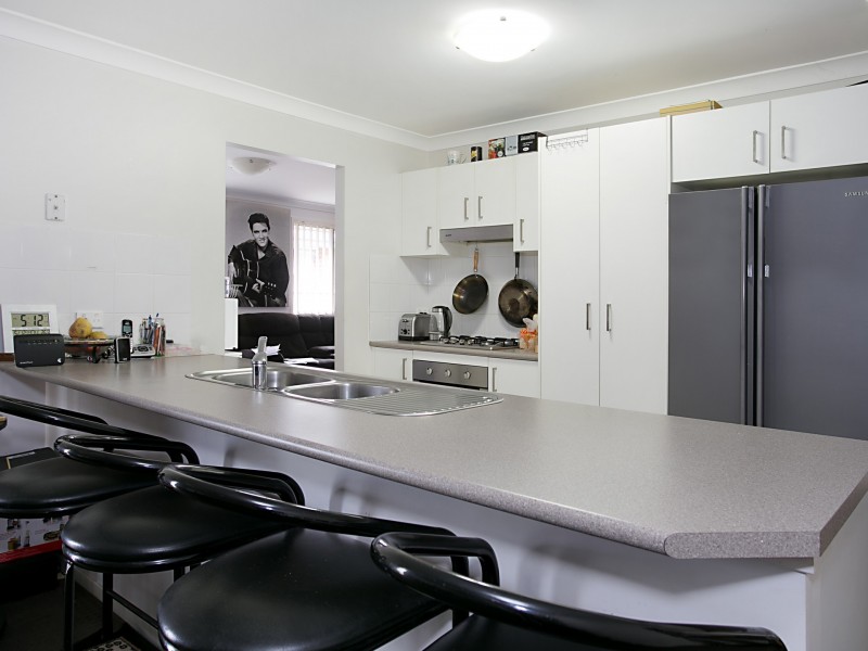 16 Closebourne Way, Raymond Terrace NSW 2324