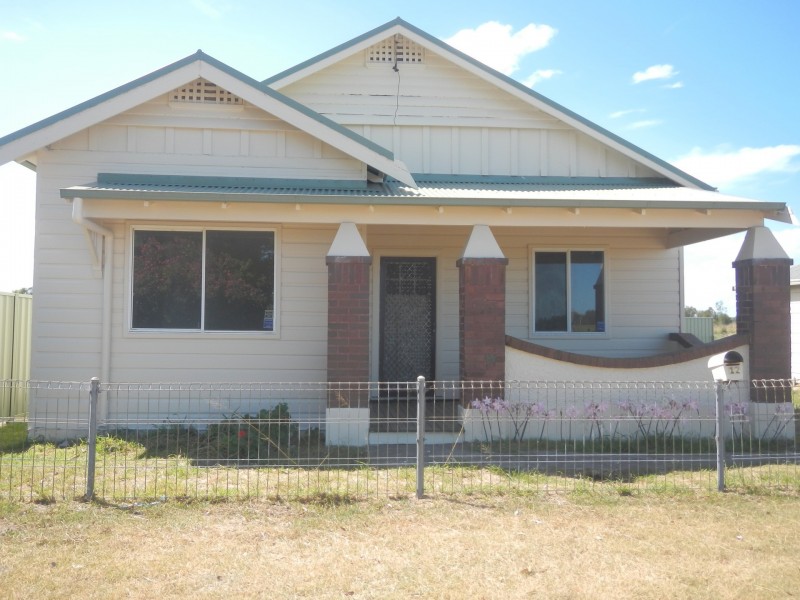 12 Cabbage Tree Road, Williamtown NSW 2318