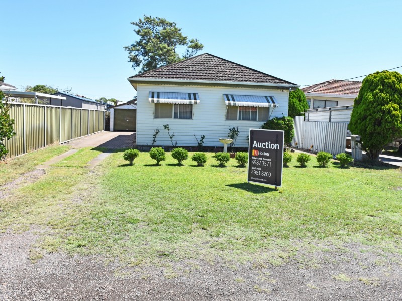 6 Braid Road, Fern Bay NSW 2295