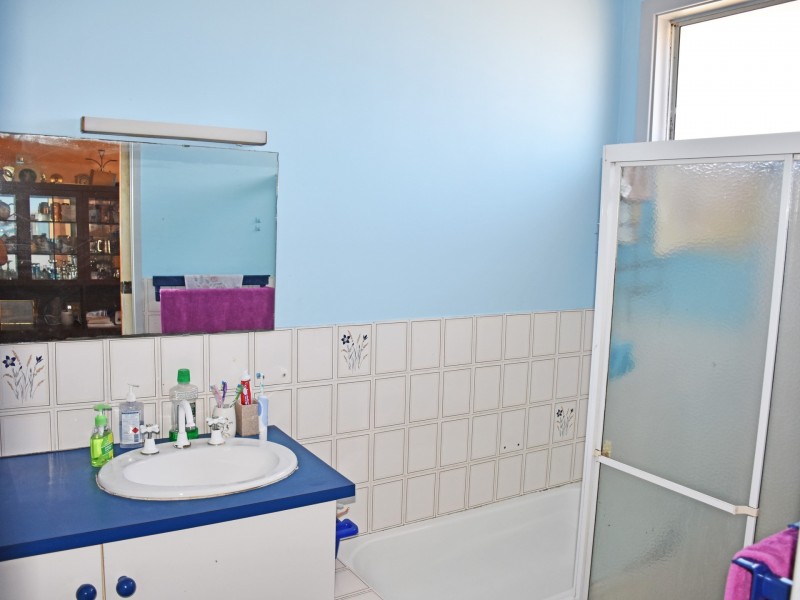 6 Braid Road, Fern Bay NSW 2295