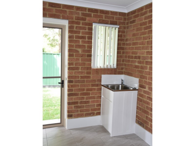 1B Swan Street, Raymond Terrace NSW 2324