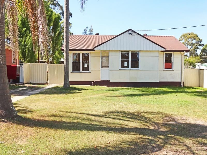 17 Charles St, Raymond Terrace NSW 2324