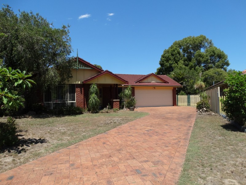 10 Belmore Place, Raymond Terrace NSW 2324