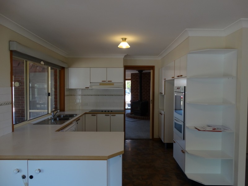 10 Belmore Place, Raymond Terrace NSW 2324