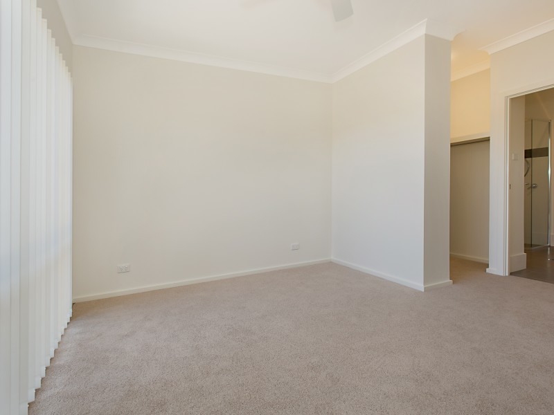 6 Muirfield Way, Medowie NSW 2318