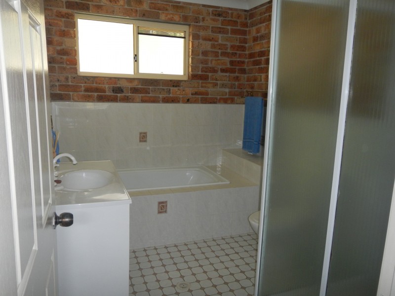 7 Overland Avenue, Medowie NSW 2318