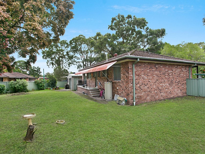 2 Tanilba Close, Raymond Terrace NSW 2324