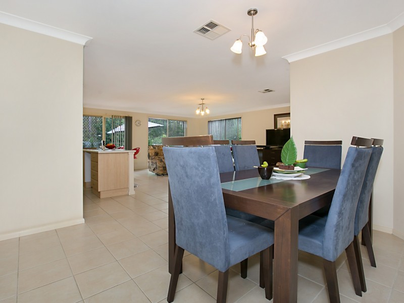 24 Tallowood Drive, Medowie NSW 2318