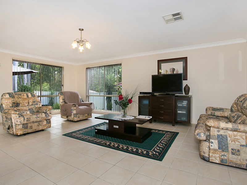 24 Tallowood Drive, Medowie NSW 2318