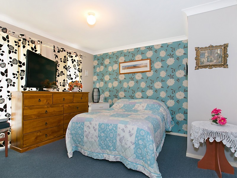 14 Cooper Place, Raymond Terrace NSW 2324