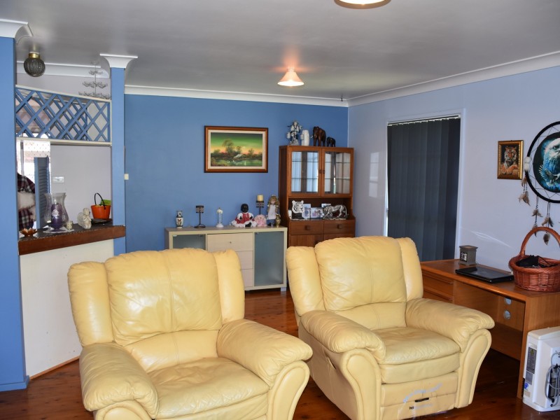 2 Osterley Close, Raymond Terrace NSW 2324