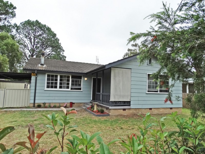 13 Banks Street, Raymond Terrace NSW 2324