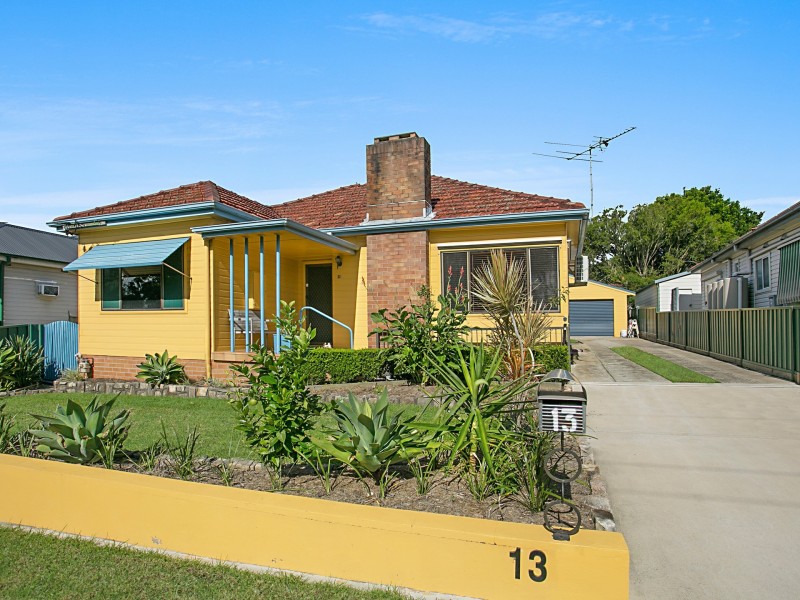 13 Stevenson Avenue, Mayfield West NSW 2304