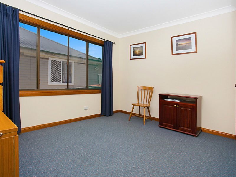 13 Stevenson Avenue, Mayfield West NSW 2304