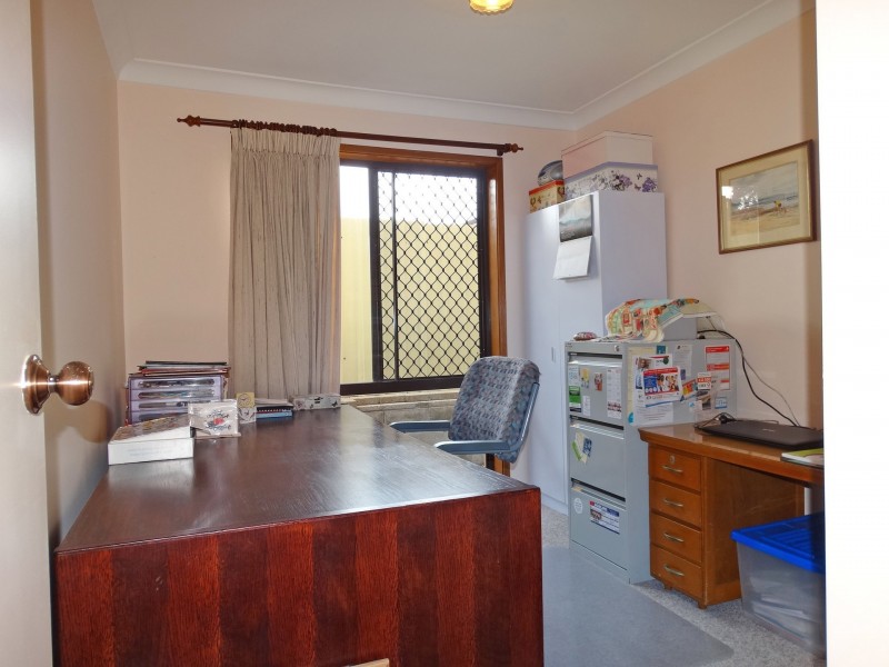 10 Watson Place, Raymond Terrace NSW 2324