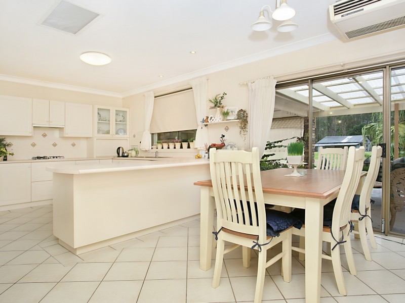 9 Kirrang Drive, Medowie NSW 2318