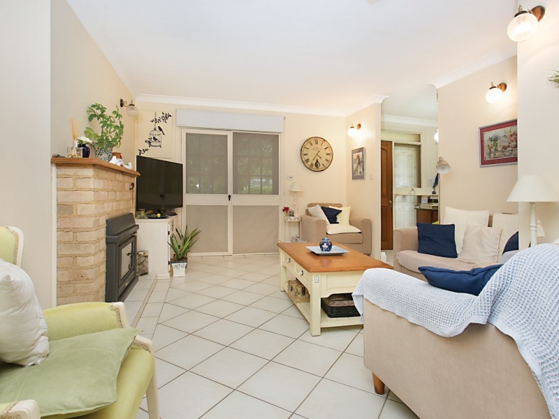 9 Kirrang Drive, Medowie NSW 2318