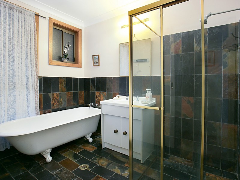 9 Kirrang Drive, Medowie NSW 2318