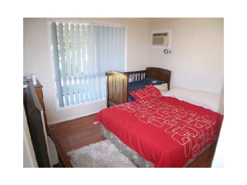 11 Hollydeen Avenue, Raymond Terrace NSW 2324