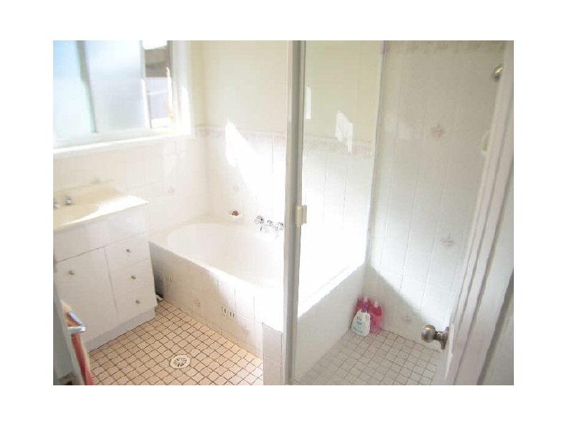 11 Hollydeen Avenue, Raymond Terrace NSW 2324