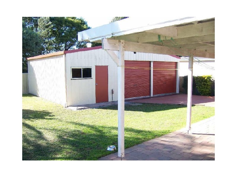 11 Hollydeen Avenue, Raymond Terrace NSW 2324
