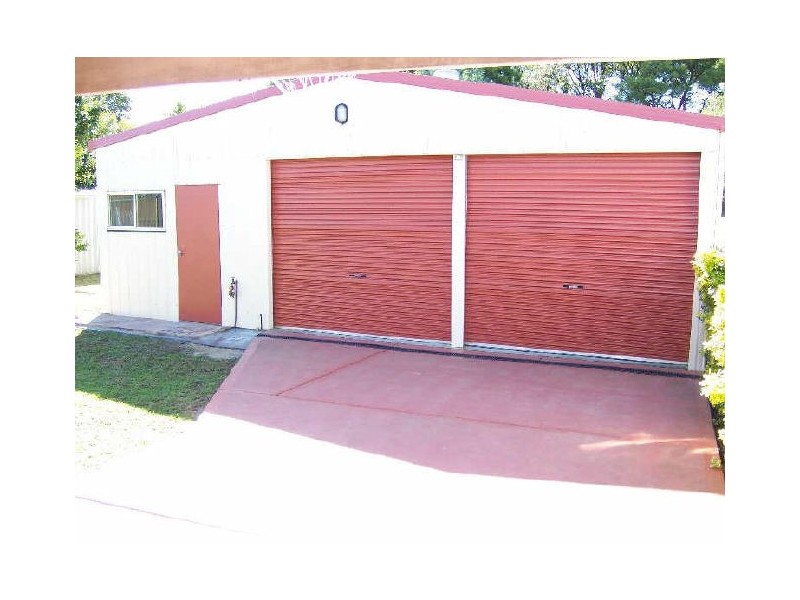 11 Hollydeen Avenue, Raymond Terrace NSW 2324