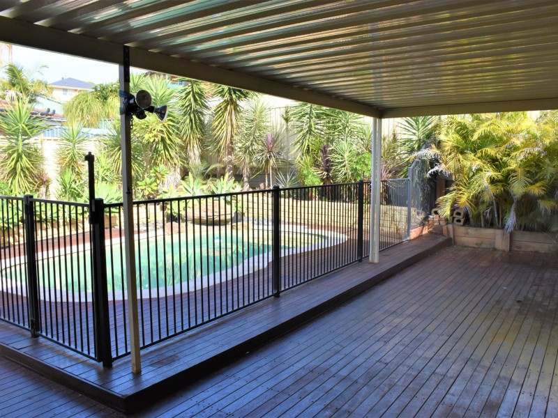 6 Bennett Place, Raymond Terrace NSW 2324