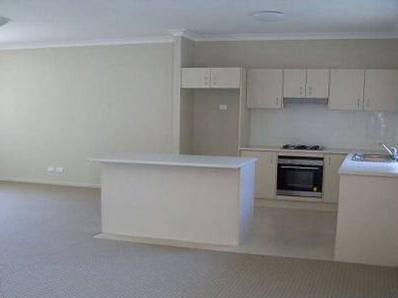 2/65 Wahroonga Street, Raymond Terrace NSW 2324