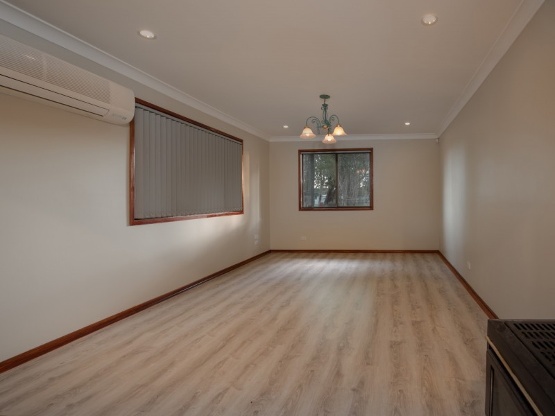 13 Deas Place, Raymond Terrace NSW 2324