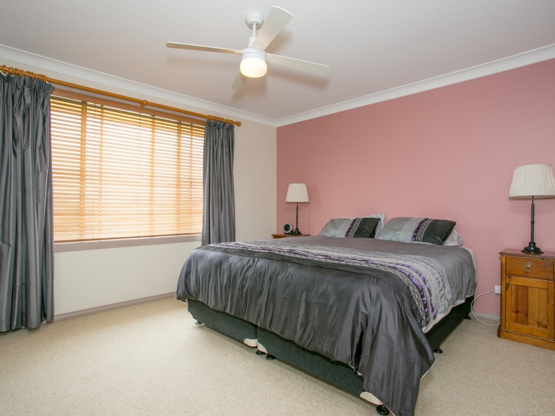 70 Beaton Avenue, Raymond Terrace NSW 2324