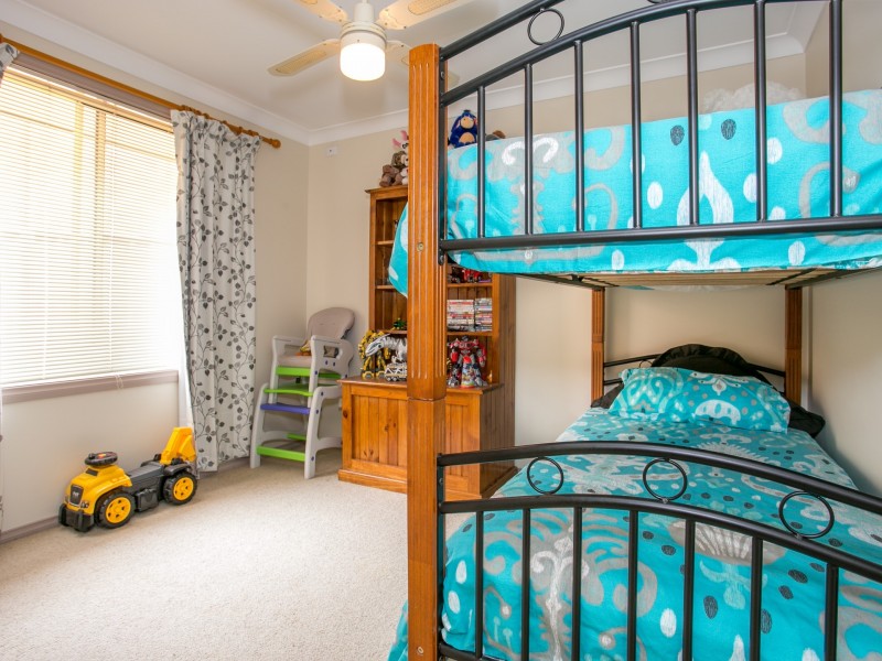 70 Beaton Avenue, Raymond Terrace NSW 2324