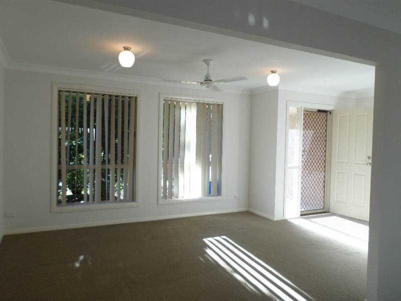 3 Bells Place, Tenambit NSW 2323