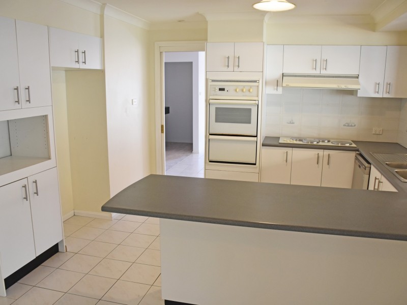 18 Holwell Circuit, Raymond Terrace NSW 2324