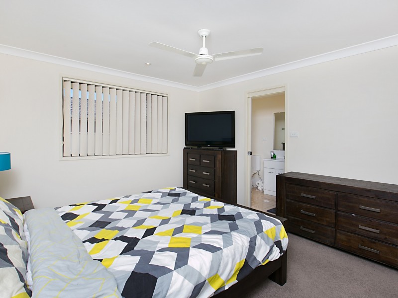 42 Martens Avenue, Raymond Terrace NSW 2324