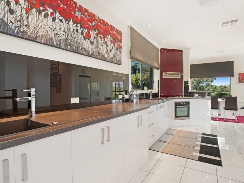 14 Barrie Close, Williamtown NSW 2318