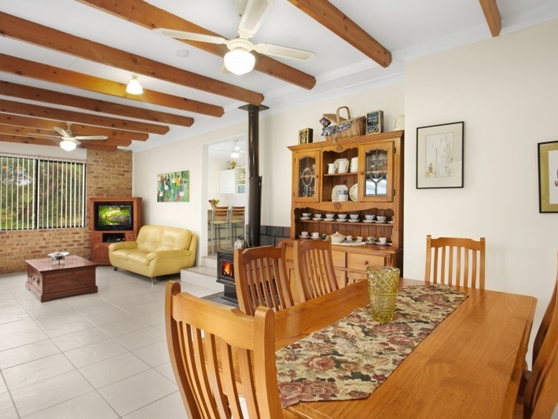 44 Rookes Road, Salt Ash NSW 2318