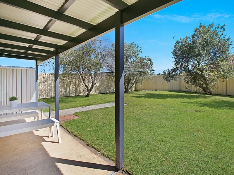 8 Belmore Place, Raymond Terrace NSW 2324