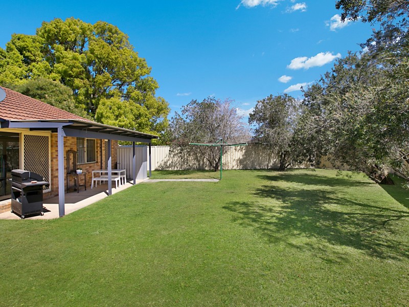 8 Belmore Place, Raymond Terrace NSW 2324