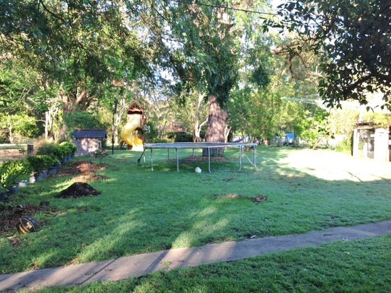 21 Lowe Street, Clarence Town NSW 2321