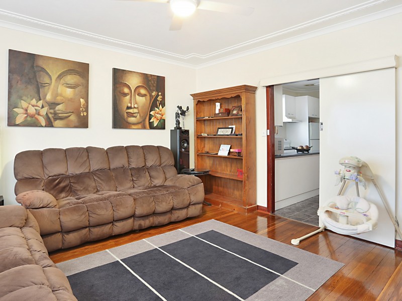 12 Meredith Crescent, Raymond Terrace NSW 2324