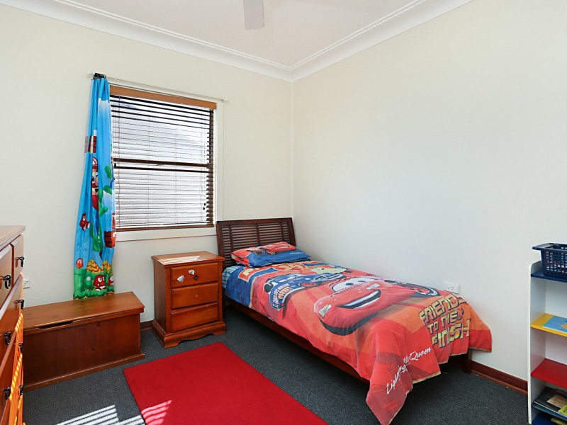 12 Meredith Crescent, Raymond Terrace NSW 2324