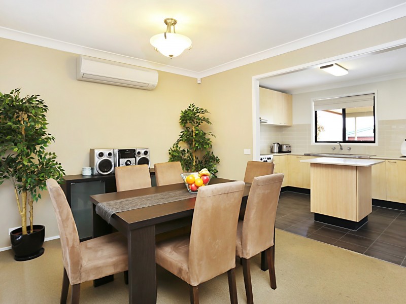 6 Middleton Drive, East Maitland NSW 2323