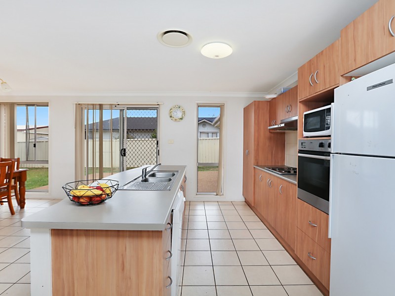 102 Kindlebark Drive, Medowie NSW 2318