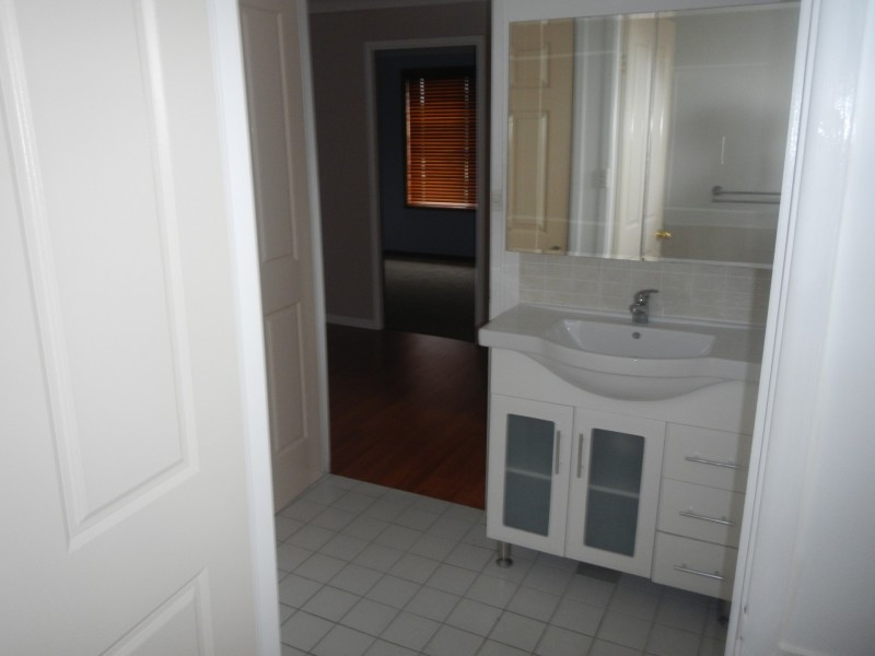 32 Laurina Street, Medowie NSW 2318