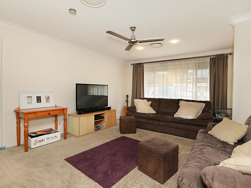 19 Durham Close, Raymond Terrace NSW 2324