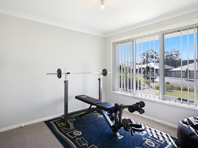 135 Sunningdale Circuit, Medowie NSW 2318